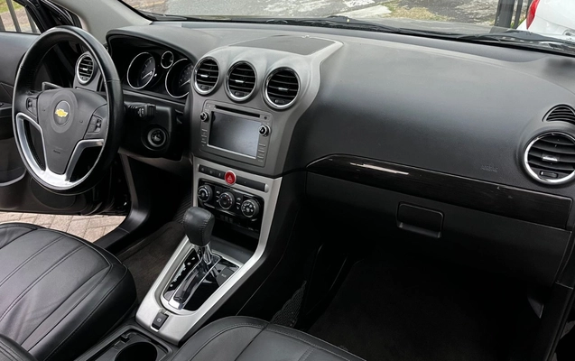 imagem-https://www.socarrao.com.br/sc-vehicle-images-prod/2032508/1781036168660-MjIwOTU5YTQtOTU3OC00ODM1LTljNzgtYWZlNzFiZTQyYTFmLmpwZWc.jpeg