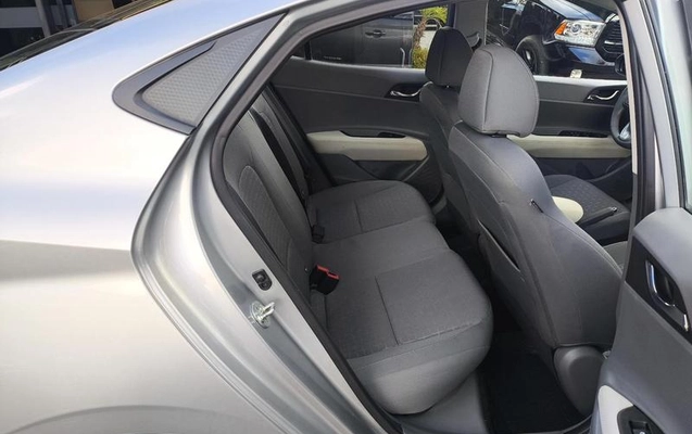 imagem-https://www.socarrao.com.br/sc-vehicle-images-prod/2032571/1788976846659-8126157_8_B_bce767b659.jpeg