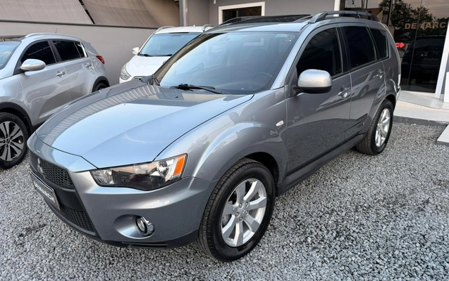 imagem-https://www.socarrao.com.br/sc-vehicle-images-prod/2032973/1781038085640-V2hhdHNBcHAgSW1hZ2UgMjAyNi0wNi0wOSBhdCAxNy4yNi41MyAoMikuanBlZw.jpeg