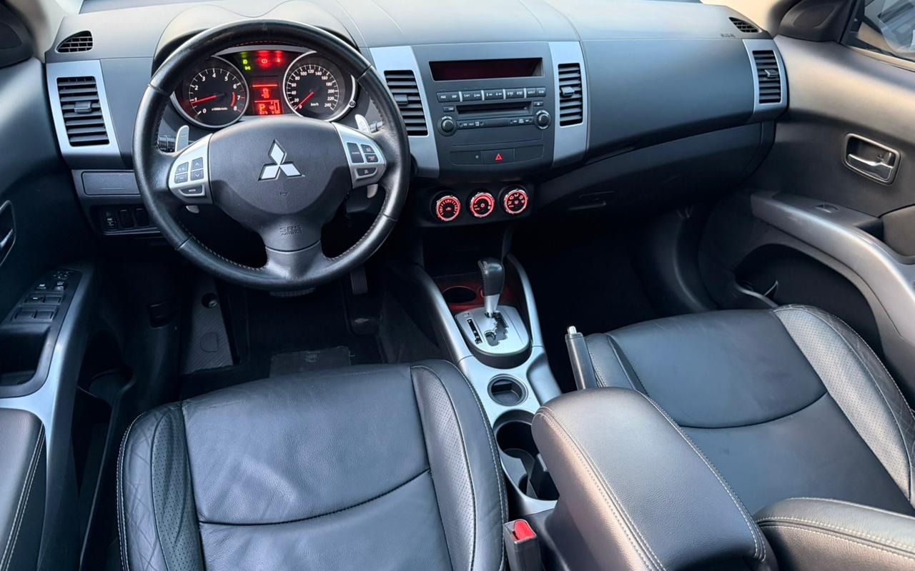 imagem-https://www.socarrao.com.br/sc-vehicle-images-prod/2032973/1781038085801-V2hhdHNBcHAgSW1hZ2UgMjAyNi0wNi0wOSBhdCAxNy4yNi41NCAoNCkuanBlZw.jpeg