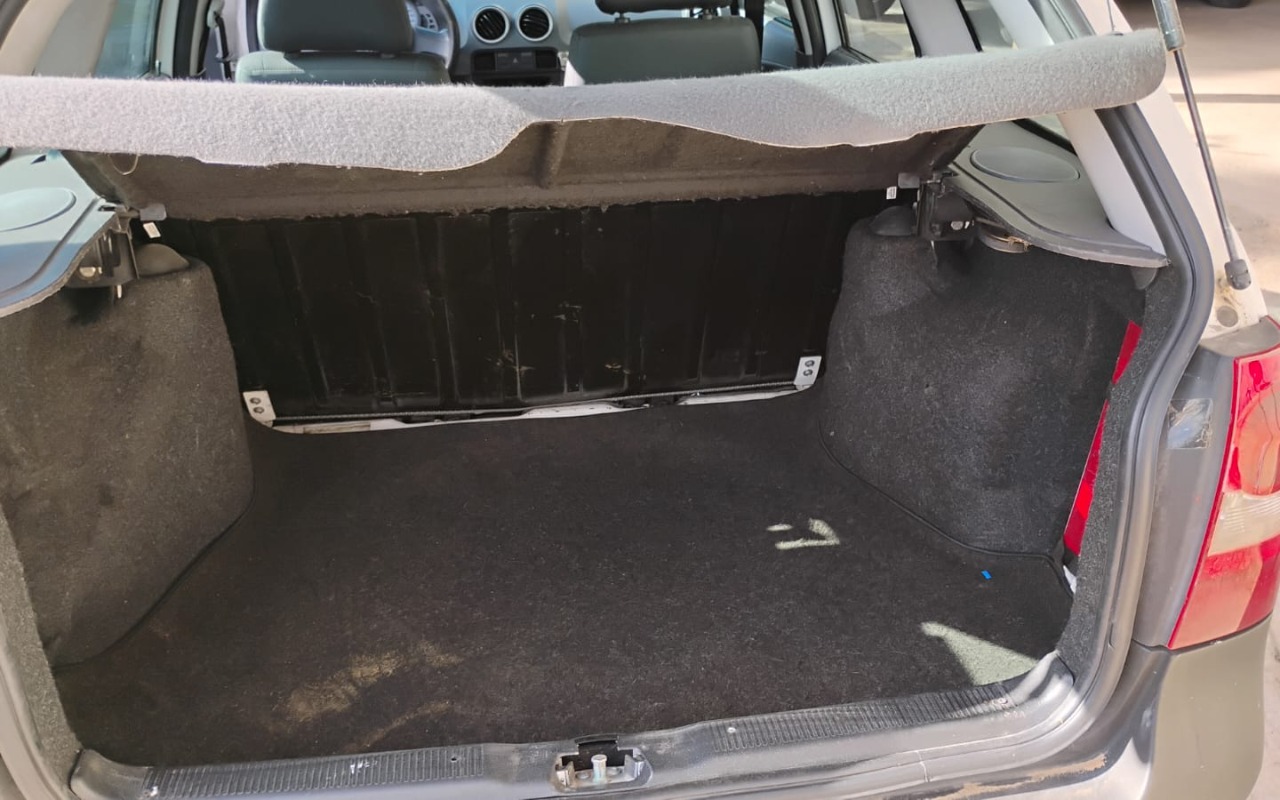 imagem-https://www.socarrao.com.br/sc-vehicle-images-prod/2033158/1781047377440-V2hhdHNBcHAgSW1hZ2UgMjAyNi0wNi0wOSBhdCAxNC40Ny41Ny5qcGVn.jpeg