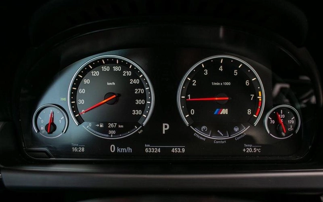 imagem-https://www.socarrao.com.br/sc-vehicle-images-prod/2033784/1784827430870-8171745_17_B_c28abd6975.jpeg