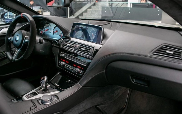 imagem-https://www.socarrao.com.br/sc-vehicle-images-prod/2033784/1784827430885-8171745_7_B_34b199b3a0.jpeg