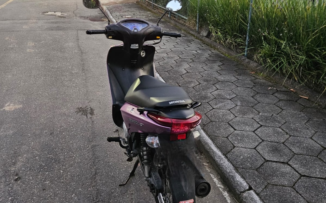 imagem-https://www.socarrao.com.br/sc-vehicle-images-prod/2034124/1781043403253-V2hhdHNBcHAgSW1hZ2UgMjAyNi0wNi0wOSBhdCAxOS4xMS40MyAoMSkuanBlZw.jpeg