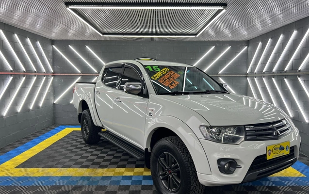 imagem-https://www.socarrao.com.br/sc-vehicle-images-prod/20348/1785957968853-gb-9943c9c.jpeg
