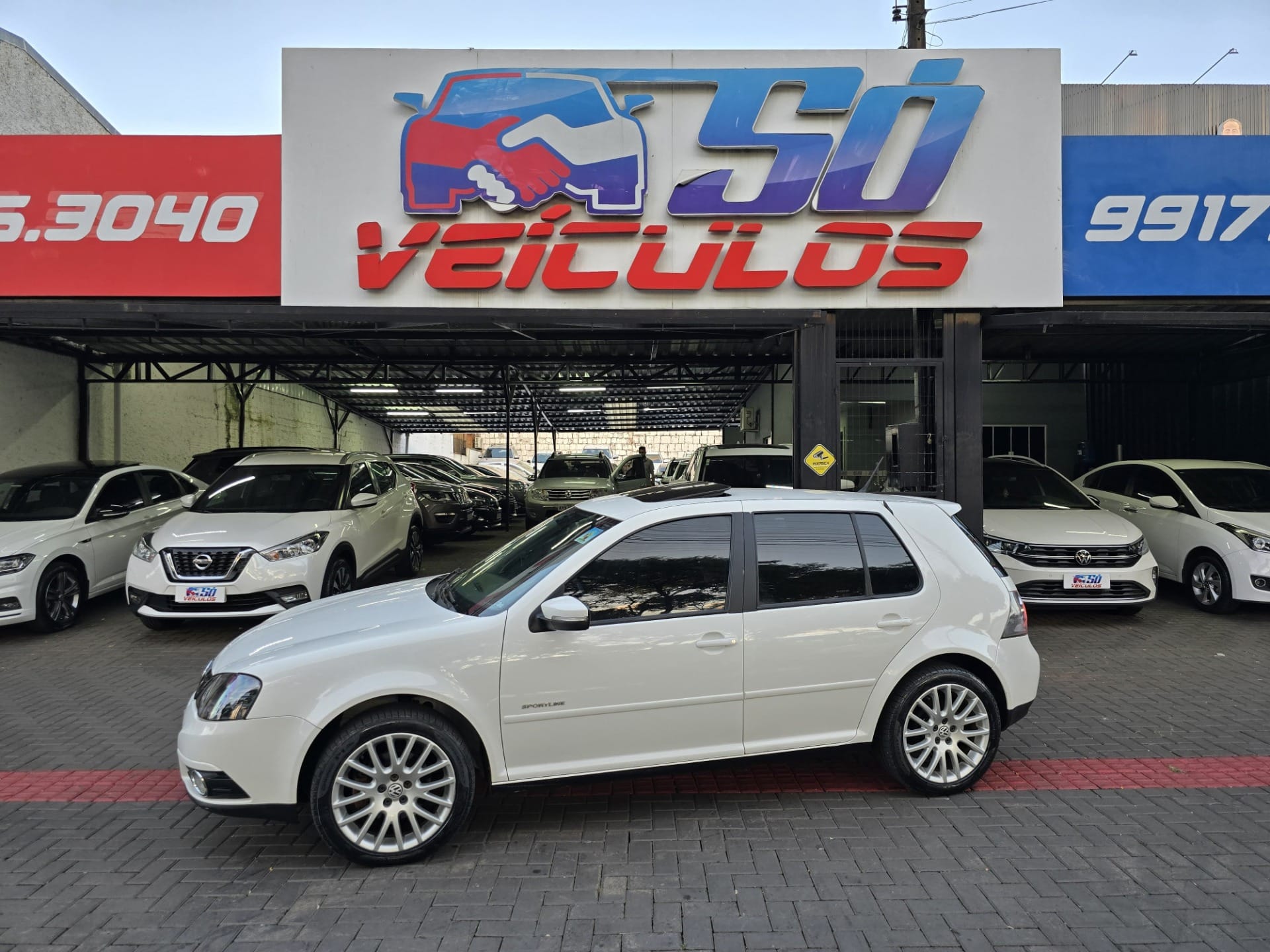 Volkswagen Golf Sportline 2.0 Mi Total F. 8V Tip. na cor Branco em Chapecó / SC - 20386
