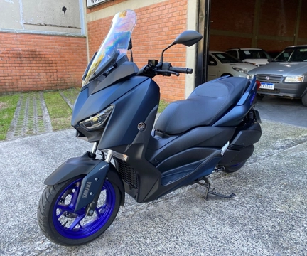 YAMAHA XMAX 250 ABS 2024 Azul — foto 1 de 3