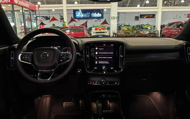 imagem-https://www.socarrao.com.br/sc-vehicle-images-prod/2044744/1789071703878-8168983_2_B_5c50262d24.jpeg