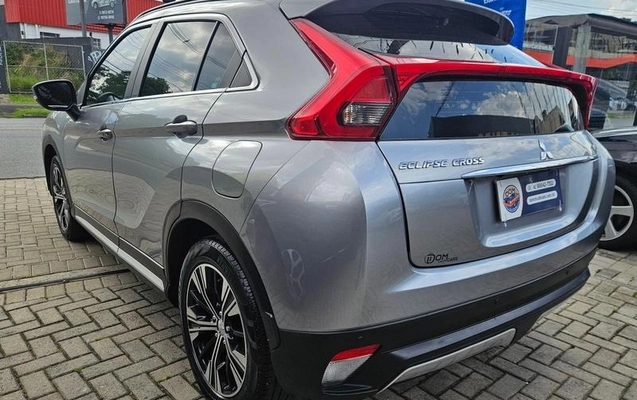 imagem-https://www.socarrao.com.br/sc-vehicle-images-prod/2044761/1788191849187-7513400_7_B_6efe5fdfca.jpeg