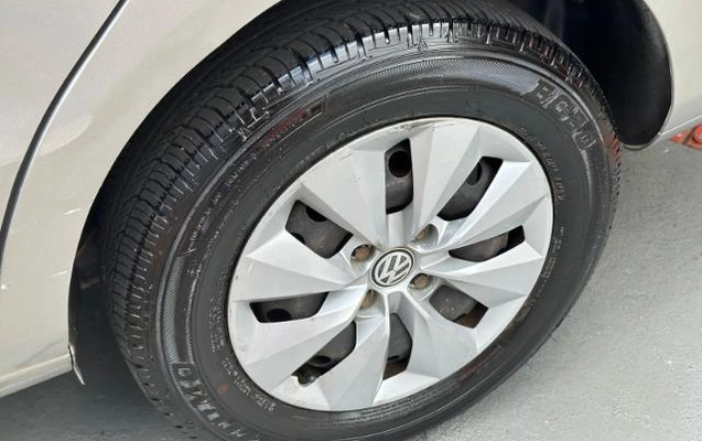 imagem-https://www.socarrao.com.br/sc-vehicle-images-prod/20449/1782934364511-1782934287224.20.jpg