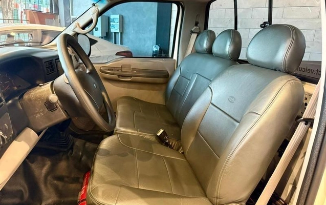 imagem-https://www.socarrao.com.br/sc-vehicle-images-prod/2045827/1789053587928-8172376_9_B_c2d9c36fc6.jpeg