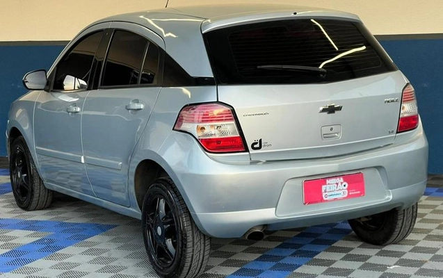 imagem-https://www.socarrao.com.br/sc-vehicle-images-prod/2045996/1789657109897-8009162_0_B_a358fa9935.jpeg