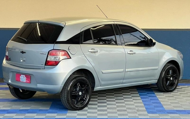 imagem-https://www.socarrao.com.br/sc-vehicle-images-prod/2045996/1789657109901-8009162_0_B_59b0a00b93.jpeg