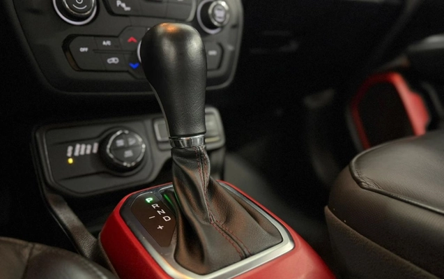 imagem-https://www.socarrao.com.br/sc-vehicle-images-prod/2046540/1781098787589-15_022417.jpg