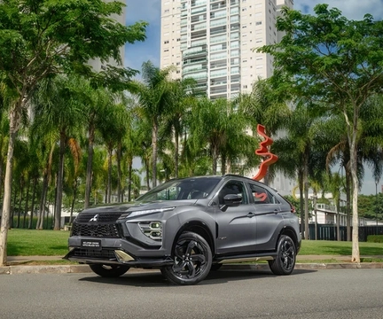 Mitsubishi Eclipse Cross 2026 Cinza — foto 1 de 3