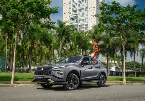 Mitsubishi Eclipse Cross 2026 Cinza — foto 1 de 3