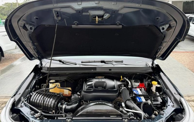 imagem-https://www.socarrao.com.br/sc-vehicle-images-prod/2046756/1782504765496-8172662_1_B_504fcc0184.jpeg