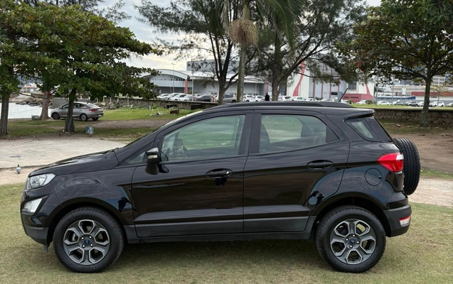imagem-https://www.socarrao.com.br/sc-vehicle-images-prod/2046992/1781099821382-003_801b1ffd9d5438b39607a769949bcd3e.jpeg