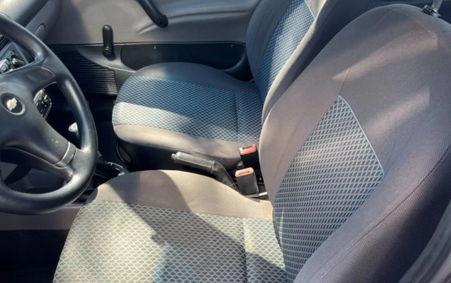 imagem-https://www.socarrao.com.br/sc-vehicle-images-prod/2047132/1781100408838-M2Q3ZDQ5YTQtZDQwMS00MTJlLWEzZTUtMmRkYmViNzZhOTA2LmpwZw.jpg
