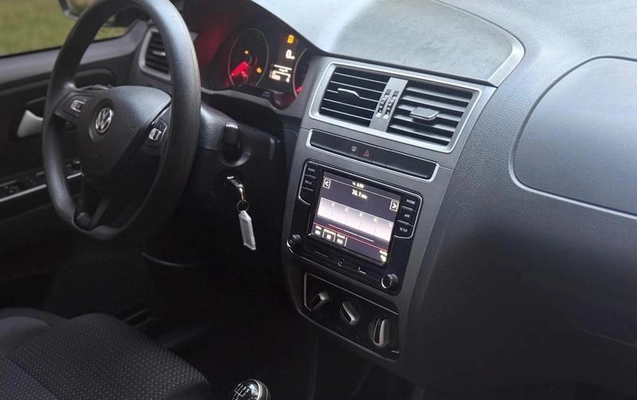 imagem-https://www.socarrao.com.br/sc-vehicle-images-prod/2047279/1782909621418-8137789_13_B_7d5f7a249c.jpeg