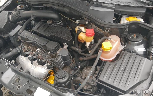 imagem-https://www.socarrao.com.br/sc-vehicle-images-prod/2047518/1785270296580-8124758_13_B_a966c700c5.jpeg