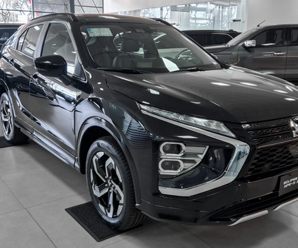 Mitsubishi Eclipse Cross 2027 Preto — foto 1 de 3