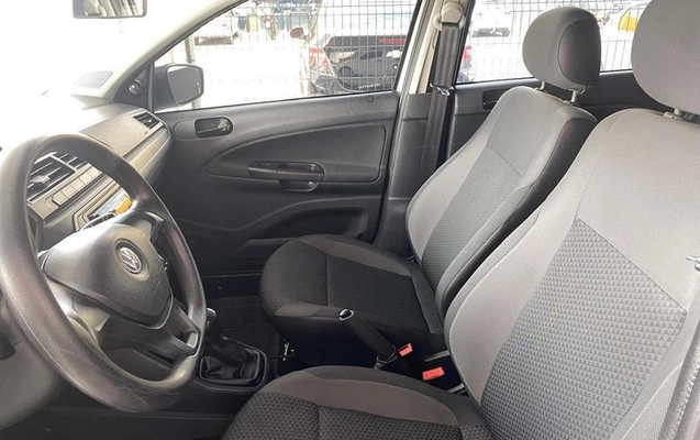 imagem-https://www.socarrao.com.br/sc-vehicle-images-prod/2049155/1790011712914-7935130_17_B_f89d60f7f3.jpeg