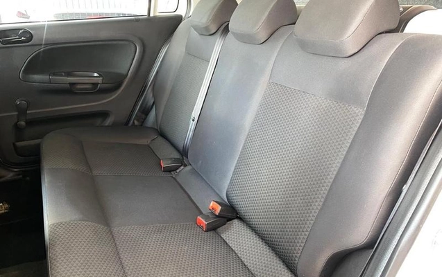 imagem-https://www.socarrao.com.br/sc-vehicle-images-prod/2049155/1790011712923-7935130_17_B_fd6cba69df.jpeg