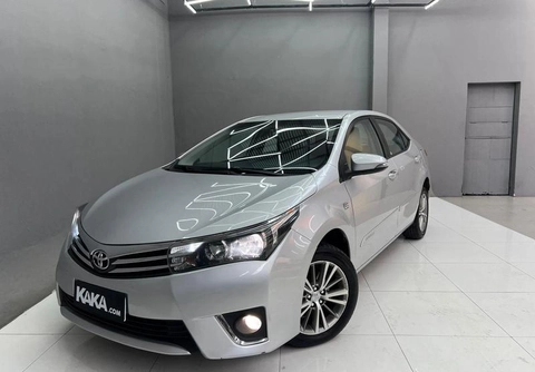 Toyota Corolla 2015 Prata — foto 1 de 3