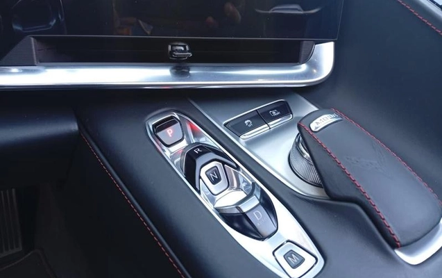 imagem-https://www.socarrao.com.br/sc-vehicle-images-prod/2049346/1789504556028-7278722_6_B_8b7e5da48d.jpeg