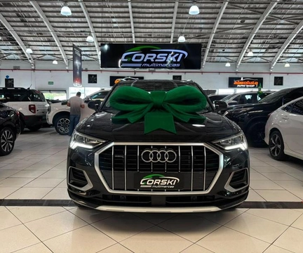 Audi Q3 2024 Preto — foto 1 de 3