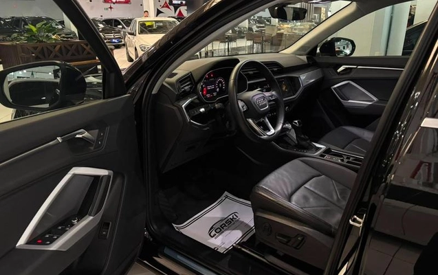 imagem-https://www.socarrao.com.br/sc-vehicle-images-prod/2049396/1789074112070-8169205_13_B_4b7e0b223e.jpeg