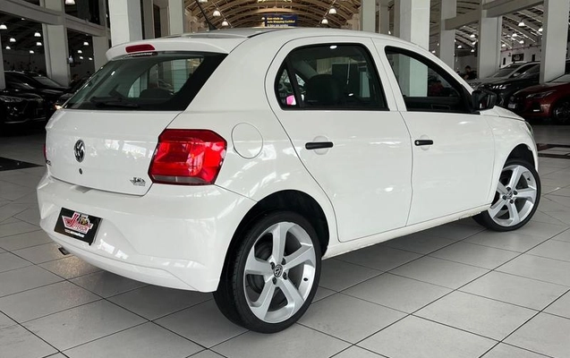 imagem-https://www.socarrao.com.br/sc-vehicle-images-prod/2049598/1789391209965-8171789_9_B_c13f7ef074.jpeg