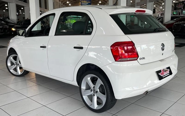 imagem-https://www.socarrao.com.br/sc-vehicle-images-prod/2049598/1789391209969-8171789_11_B_306a913456.jpeg