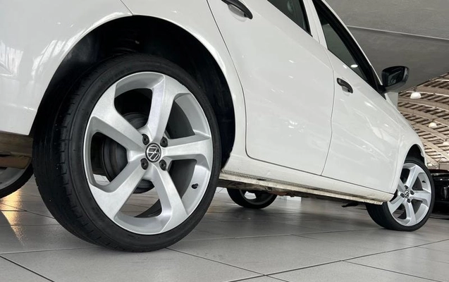 imagem-https://www.socarrao.com.br/sc-vehicle-images-prod/2049598/1789391209976-8171789_12_B_fb4df04ecd.jpeg
