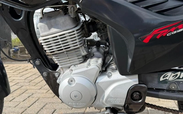 imagem-https://www.socarrao.com.br/sc-vehicle-images-prod/2050417/1781546935685-8162992_3_B_3f24278592.jpeg