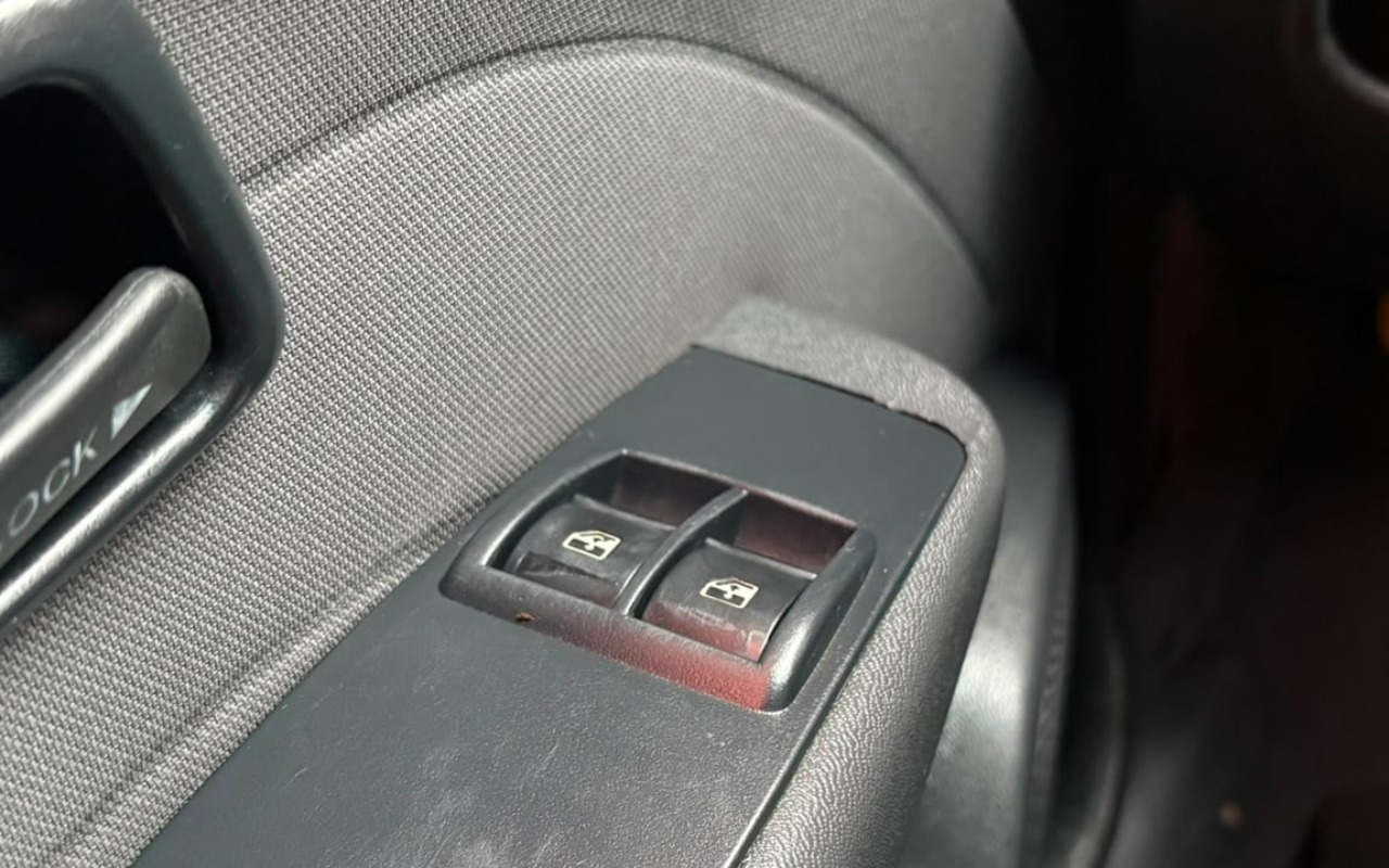 imagem-https://www.socarrao.com.br/sc-vehicle-images-prod/2050627/1781113713392-V2hhdHNBcHAgSW1hZ2UgMjAyNi0wNi0xMCBhdCAxNC4wOS4xMi5qcGVn.jpeg