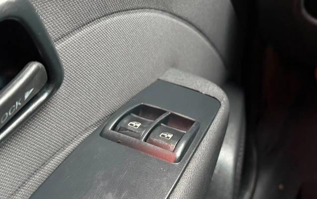 imagem-https://www.socarrao.com.br/sc-vehicle-images-prod/2050627/1781113713392-V2hhdHNBcHAgSW1hZ2UgMjAyNi0wNi0xMCBhdCAxNC4wOS4xMi5qcGVn.jpeg