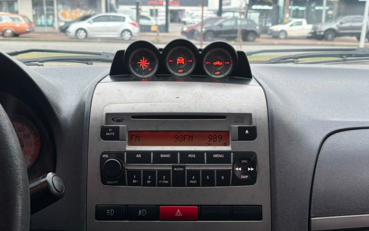 imagem-https://www.socarrao.com.br/sc-vehicle-images-prod/2050627/1781113713451-V2hhdHNBcHAgSW1hZ2UgMjAyNi0wNi0xMCBhdCAxNC4wOS4xMiAoMSkuanBlZw.jpeg