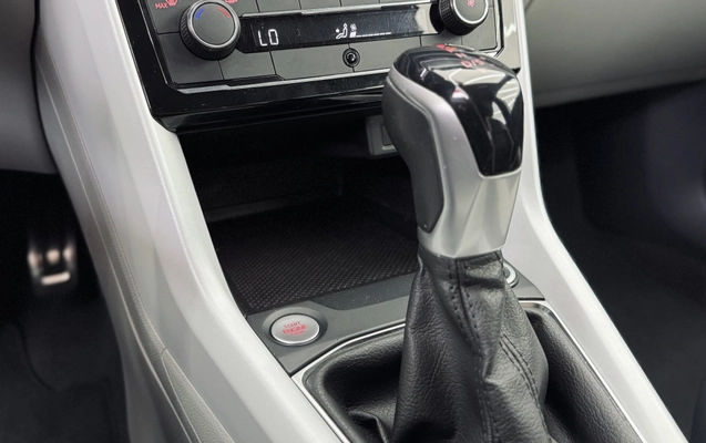 imagem-https://www.socarrao.com.br/sc-vehicle-images-prod/2051105/1786366957488-vehicle_image_1781114584_e336c23285a230fb9fab0c77a33baf6b.jpeg