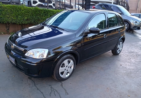 Chevrolet Corsa 2012 Preto — foto 1 de 3