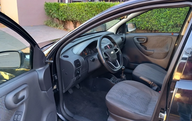 imagem-https://www.socarrao.com.br/sc-vehicle-images-prod/2051326/1788285403913-hKzjpO7eIcz1xkys3CLQqwd69pBTh61P.jpg