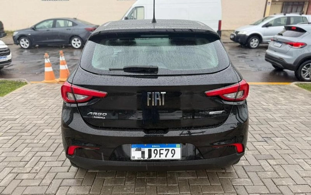 imagem-https://www.socarrao.com.br/sc-vehicle-images-prod/2051492/1785271312321-8159244_8_B_50f4eae3c3.jpeg