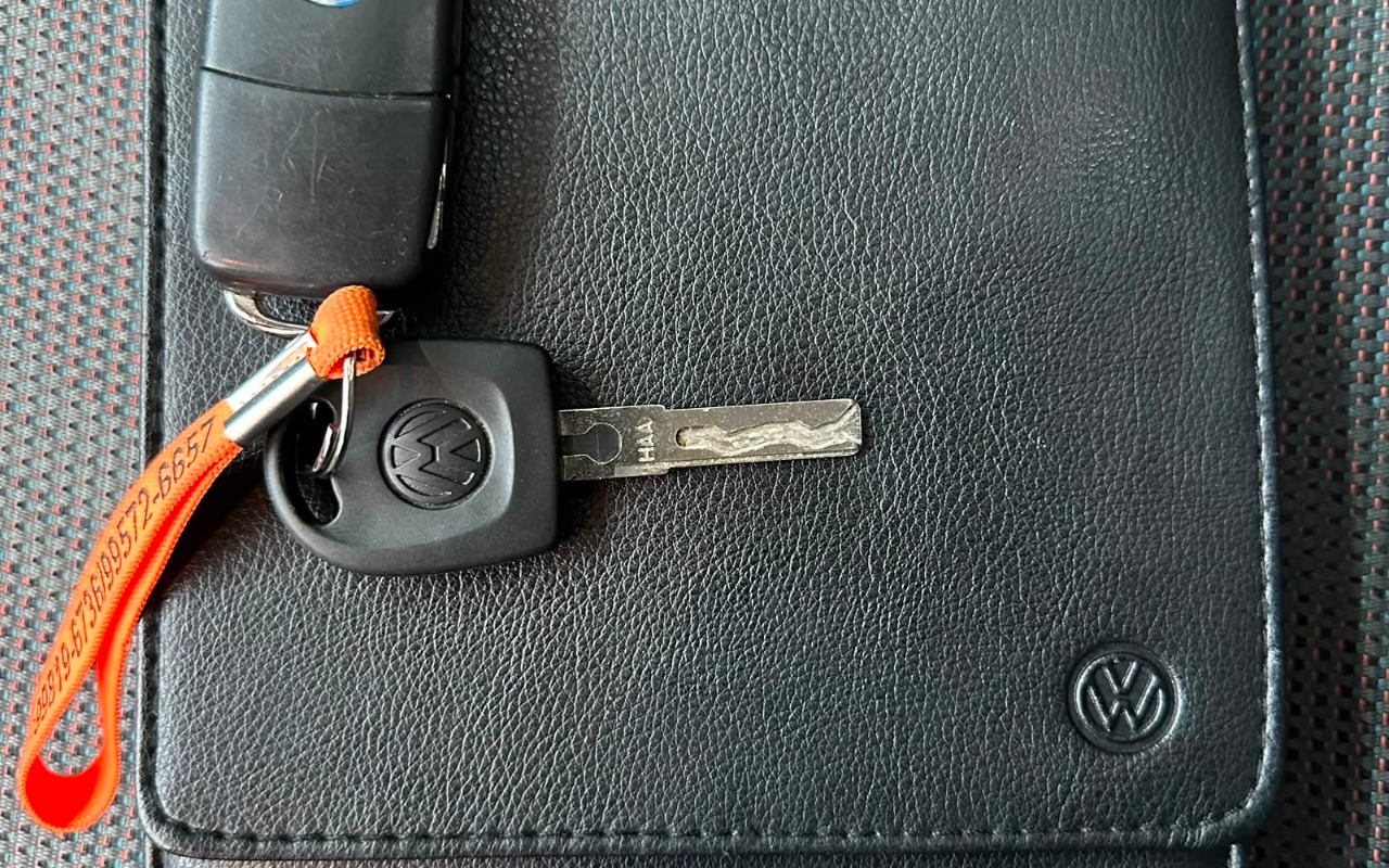 imagem-https://www.socarrao.com.br/sc-vehicle-images-prod/2051894/1781269418901-NDdjYWI4ZjEtYzg2OC00MmM4LWI5ZDItZDI4MDFlYmEzY2NjLmpwZw.jpg
