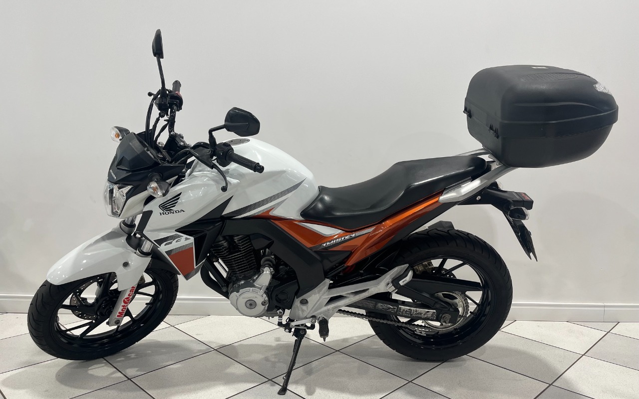 Honda CB 250 TWISTER/FLEXONE 2017 Branco — foto 1 de 3