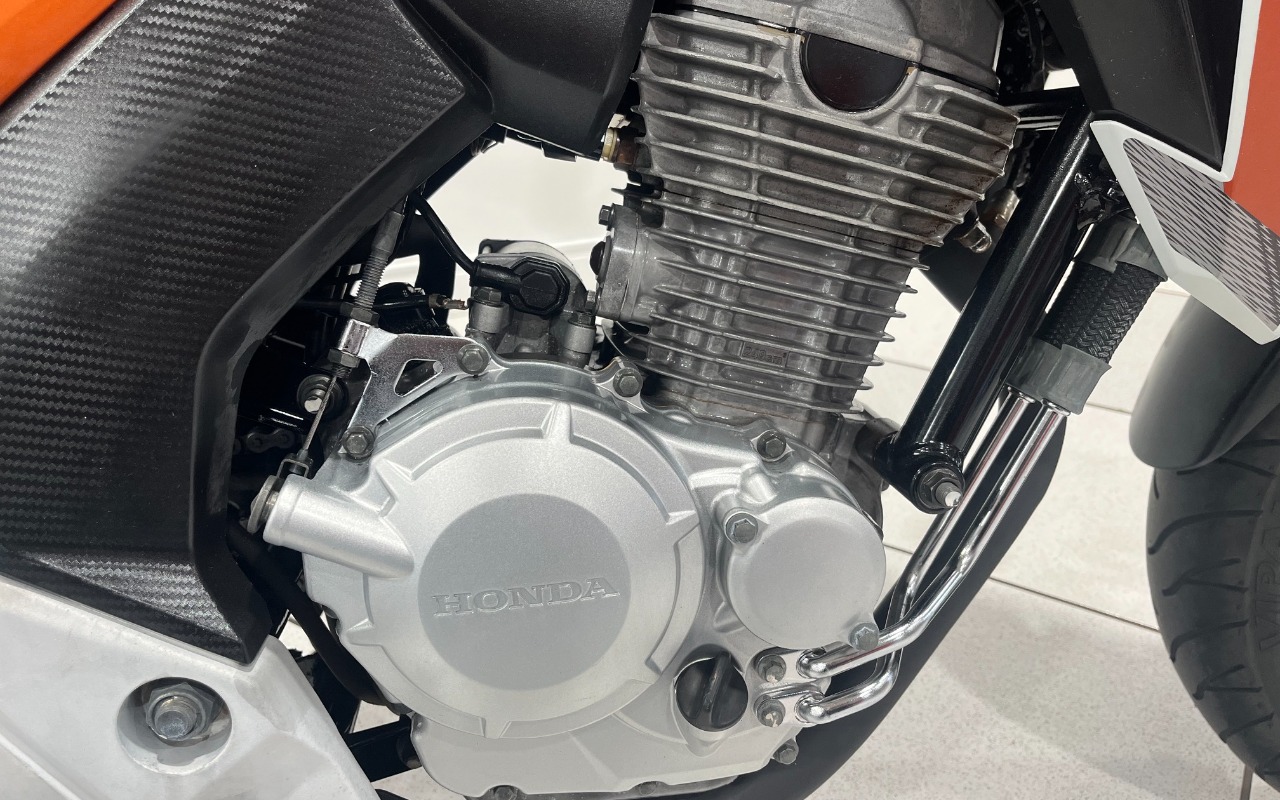 imagem-https://www.socarrao.com.br/sc-vehicle-images-prod/20519/1780073450326-SU1HXzcyMTYuanBlZw.jpeg