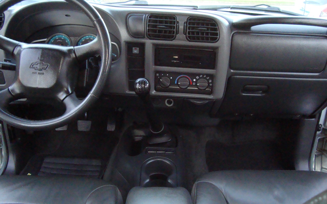imagem-https://www.socarrao.com.br/sc-vehicle-images-prod/2051967/1781298607281-RFNDMDU3OTMuSlBH.JPG