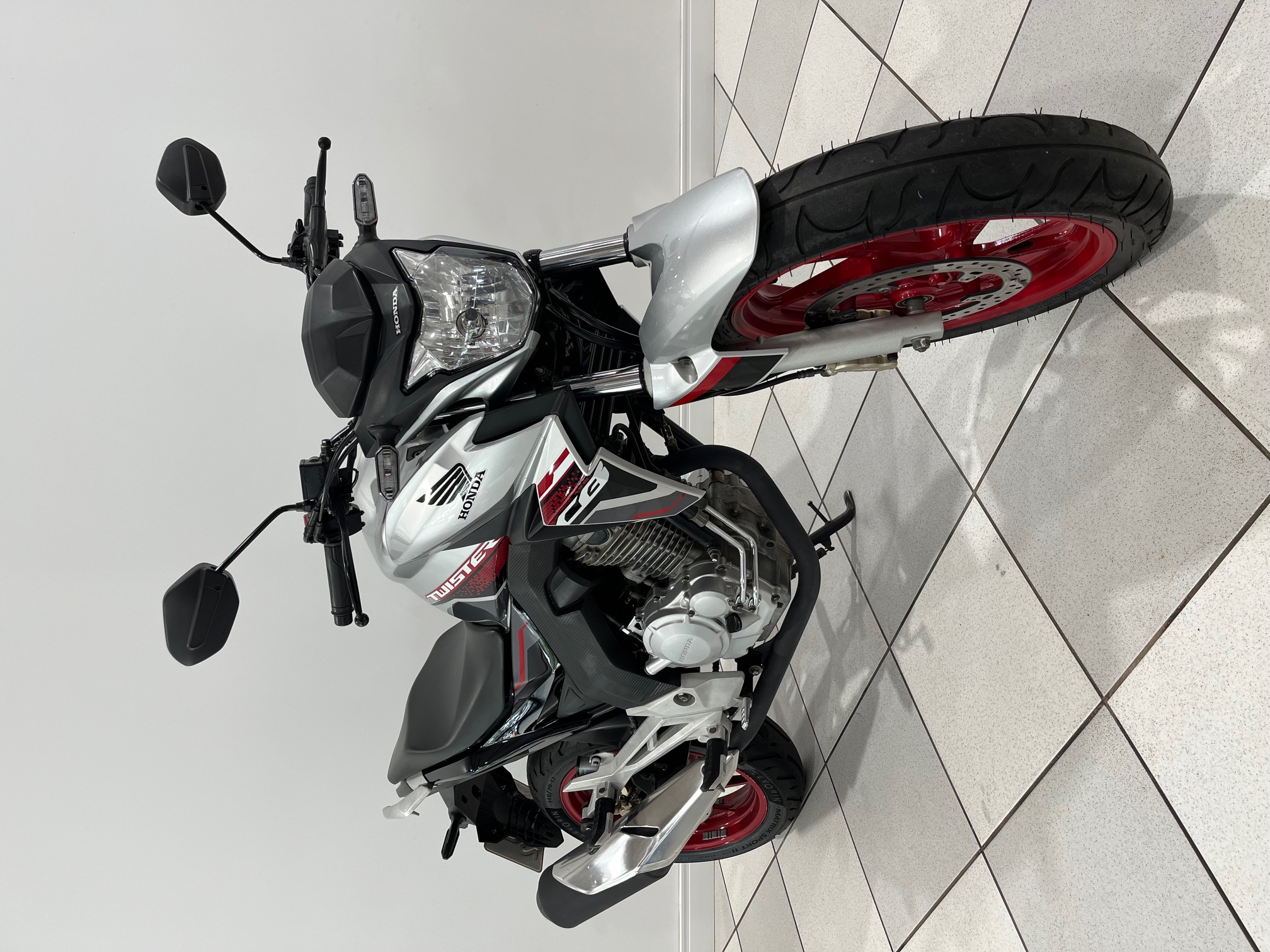 Honda CB 250 TWISTER/FLEXONE 2021 Cinza — foto 1 de 3