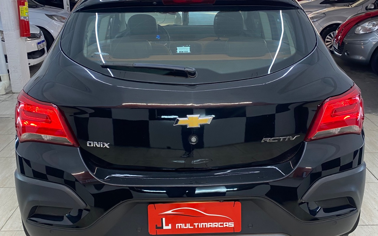 imagem-https://www.socarrao.com.br/sc-vehicle-images-prod/2052343/1783479930230-SU1HXzk3NzMuanBlZw.jpeg