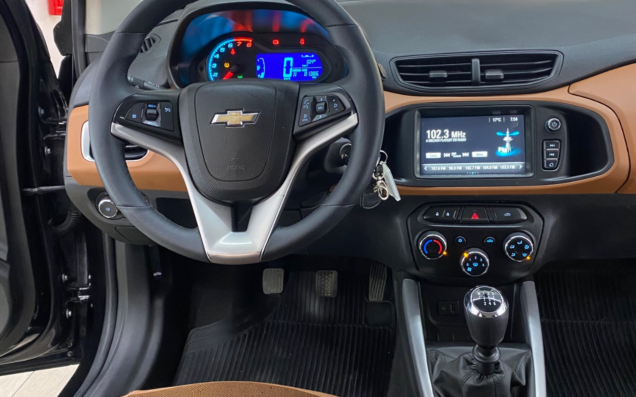 imagem-https://www.socarrao.com.br/sc-vehicle-images-prod/2052343/1783479930724-SU1HXzk3NzkuanBlZw.jpeg